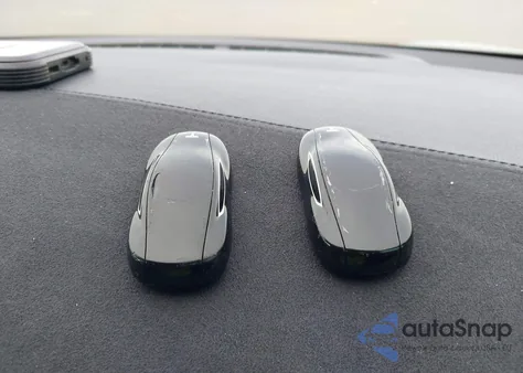 2015 Tesla Model S 70D/85D/P85D из США, поврежденный, VIN 5YJSA1H29FFP67809